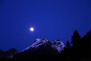 Linzhi Namjagbarwa Mountain
